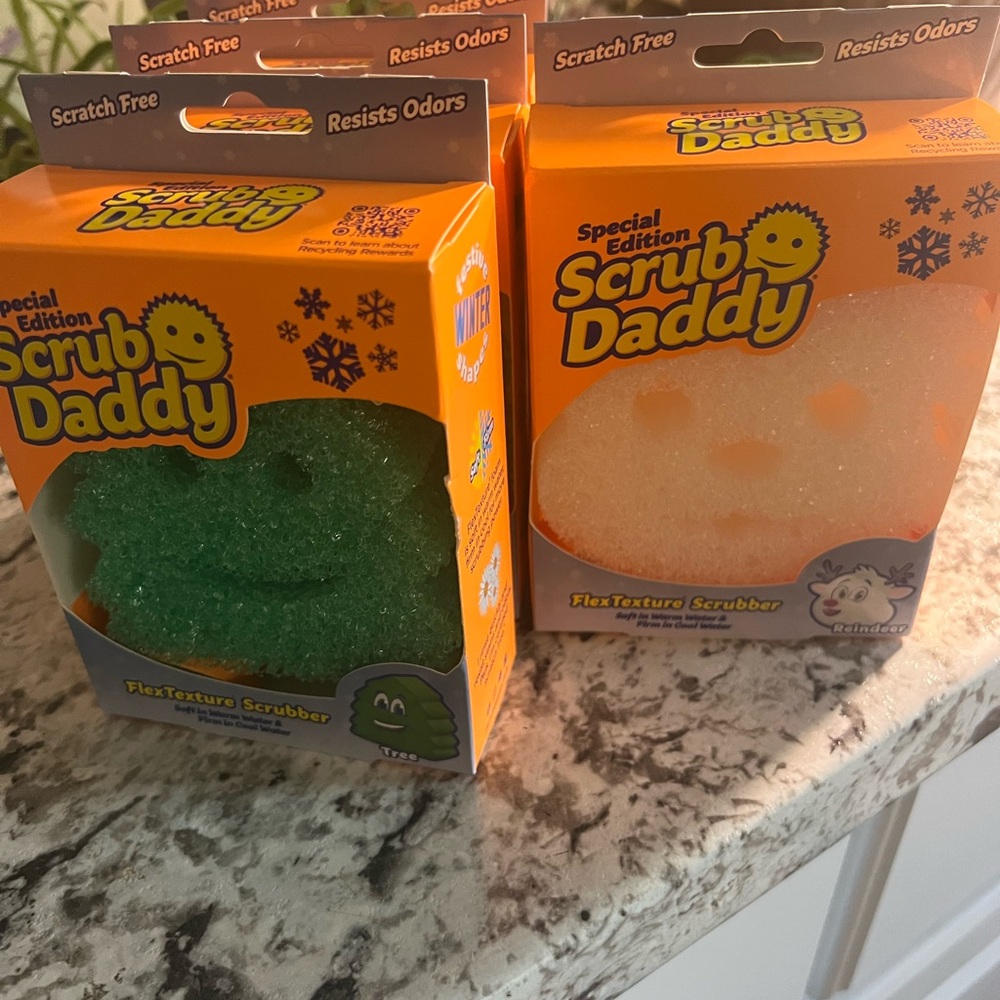 Scrub 😀Daddy - Picture 2 of 7